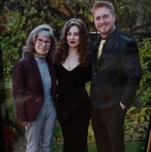 Meet your Posher, Dawna